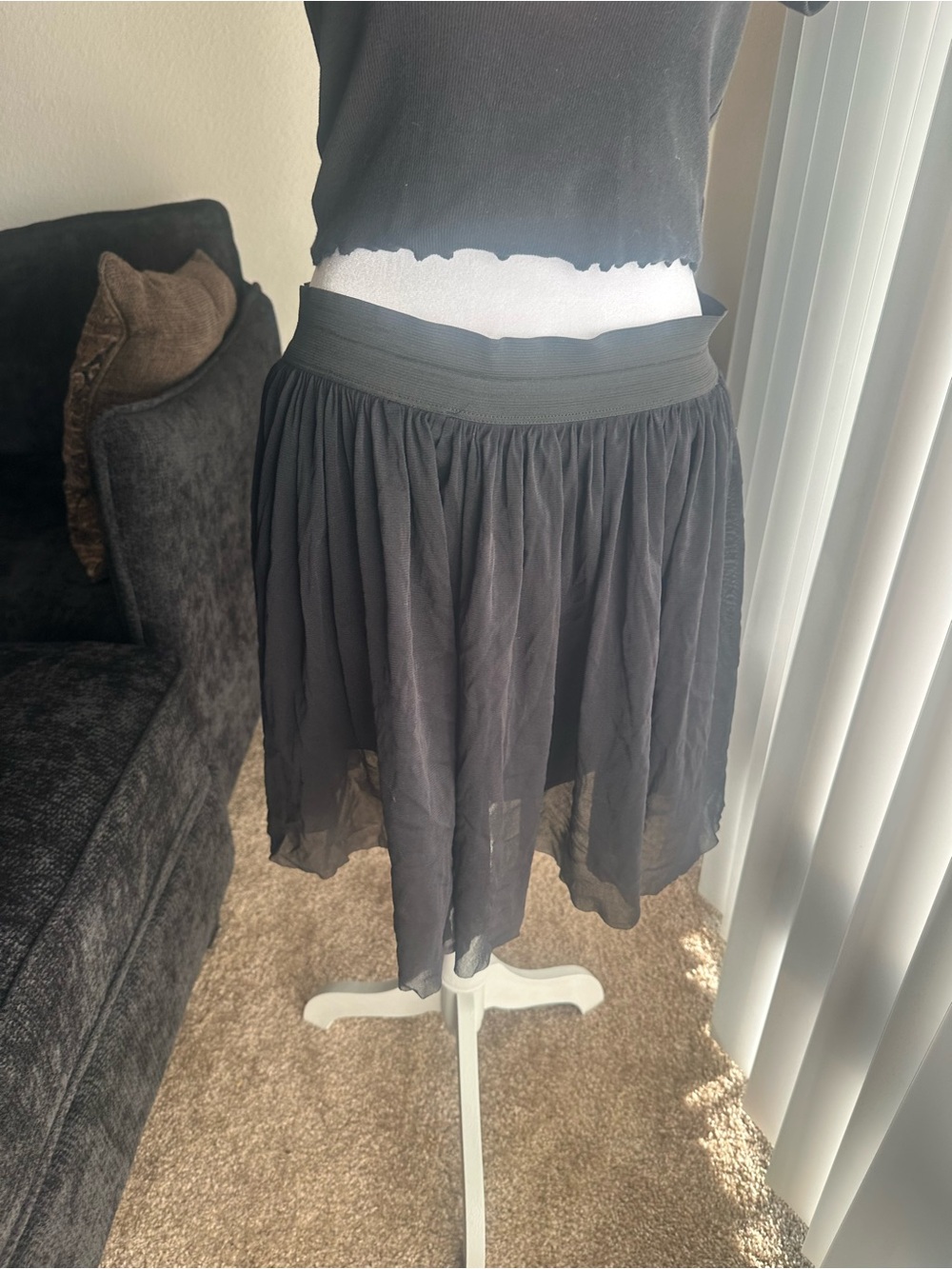 Vince Camuto Black Flowy Chiffon Skater Skirt
